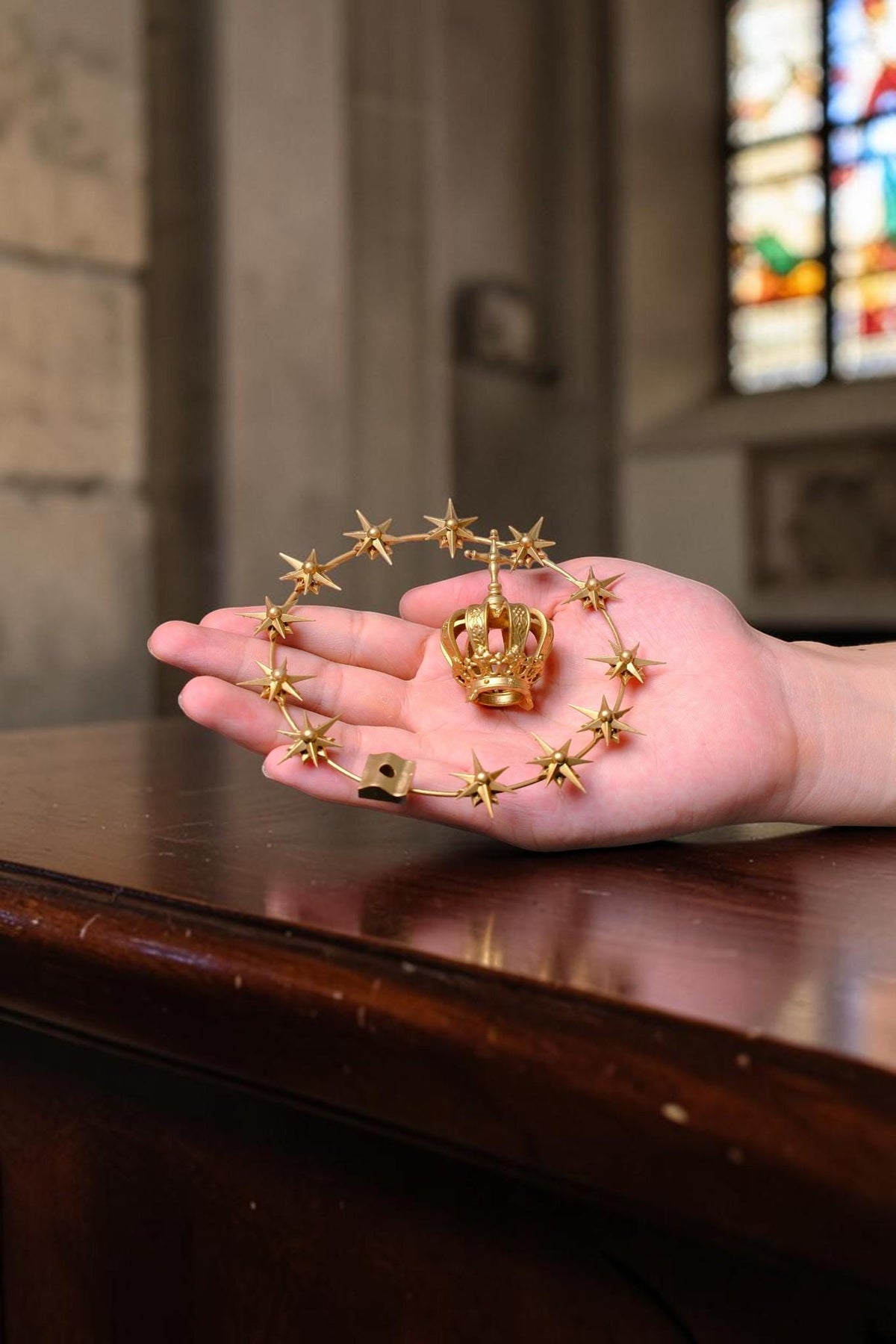 12-Star Halo & Crown Set for Catholic Statues, Gold-Tone Marian Accessory (10cm Diameter)