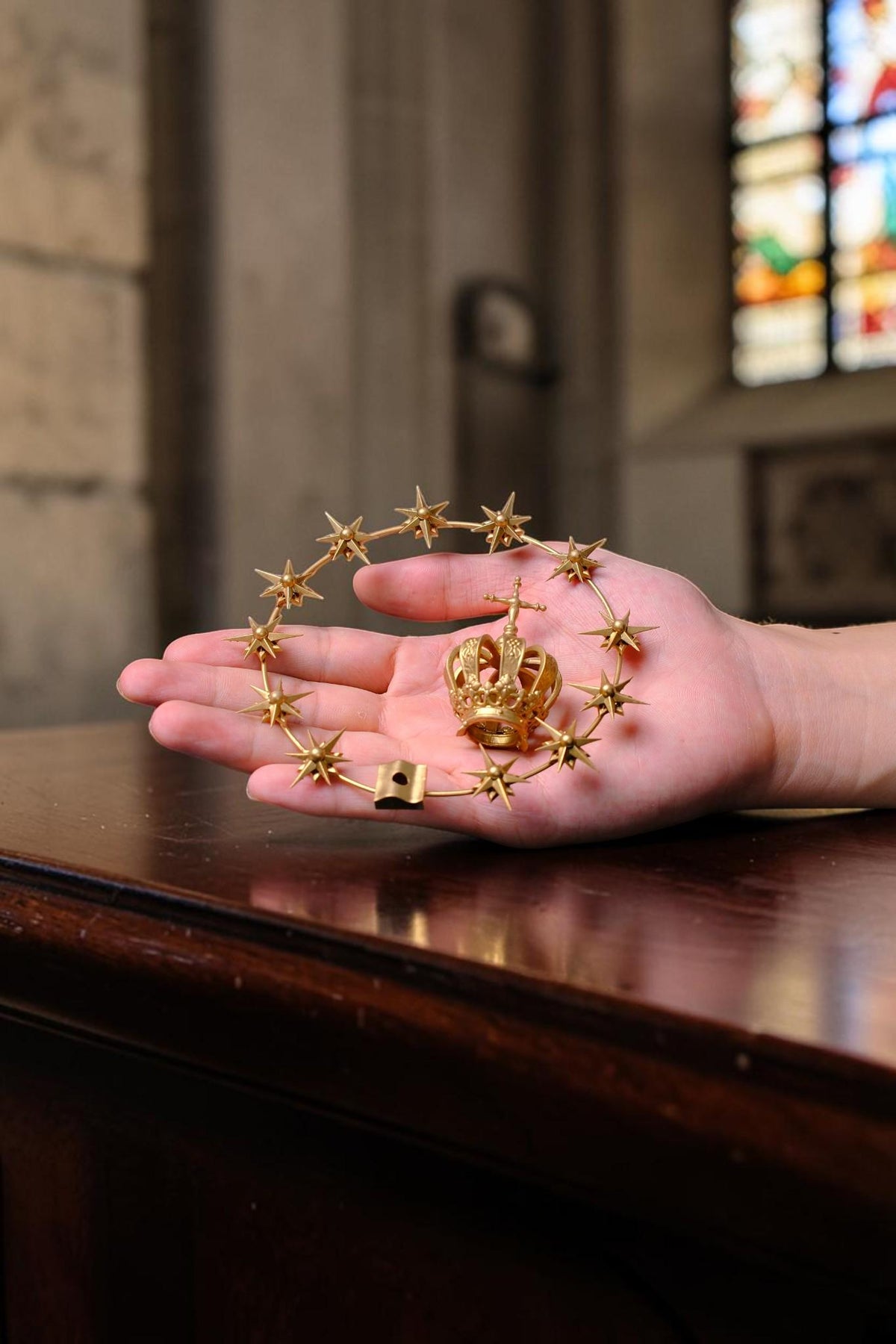 12-Star Halo & Crown Set for Catholic Statues, Gold-Tone Marian Accessory (10cm Diameter)