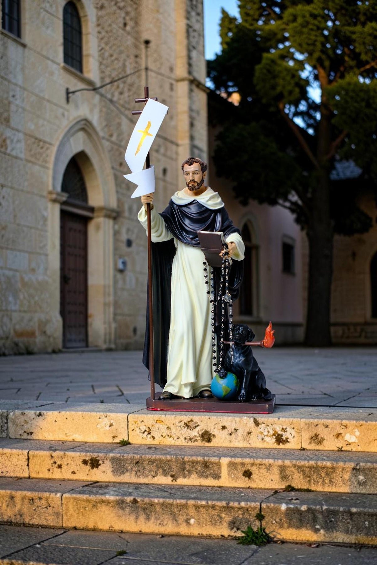Hand-Painted Saint Dominic Statue, 30cm Catholic Figurine with Rosary, Dog, Book (Home Altar Decor)