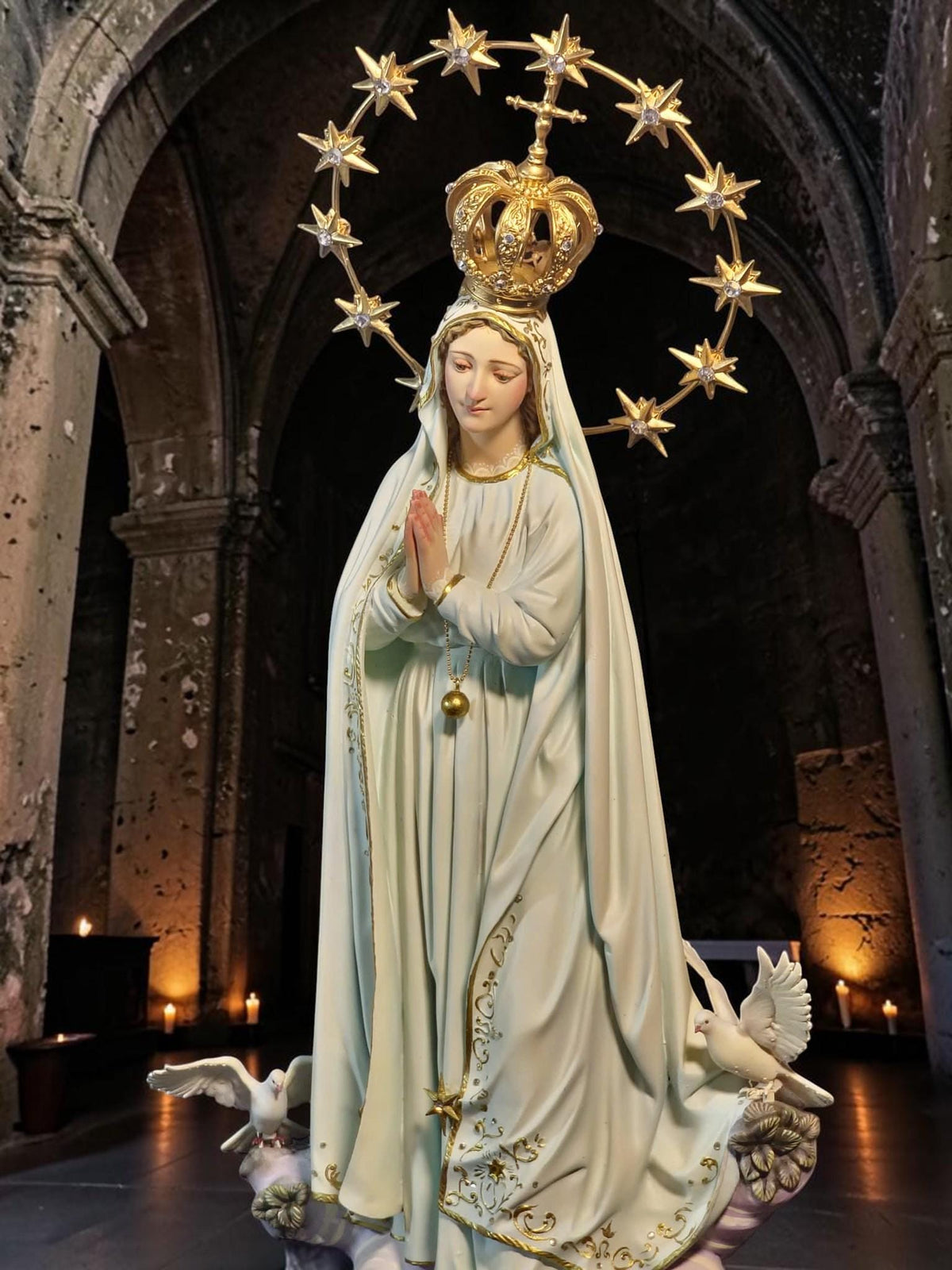 Hand-Painted Our Lady of Peace Statue 40cm Marian Figurine with Doves, Gold Accents, Home Altar Decor