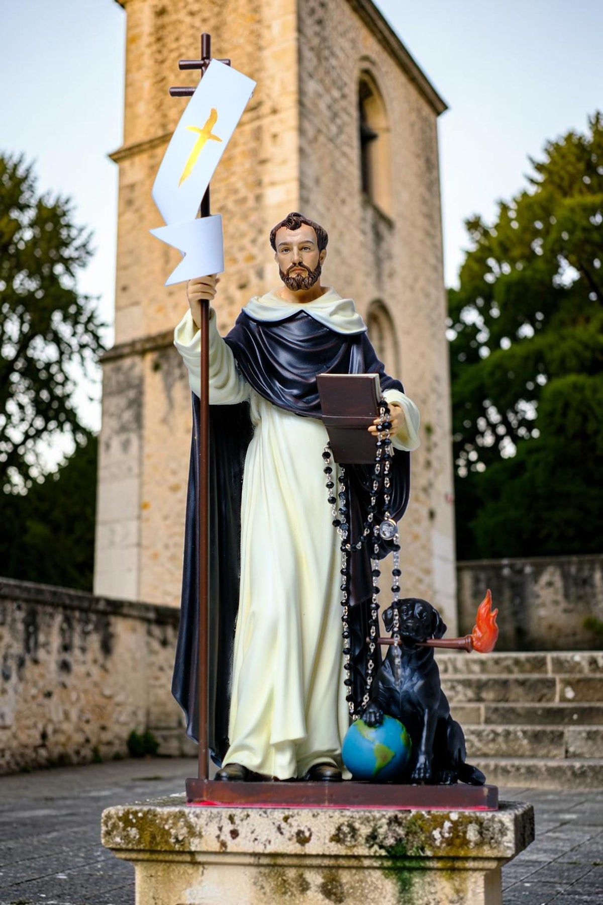 Hand-Painted Saint Dominic Statue, 30cm Catholic Figurine with Rosary, Dog, Book (Home Altar Decor)