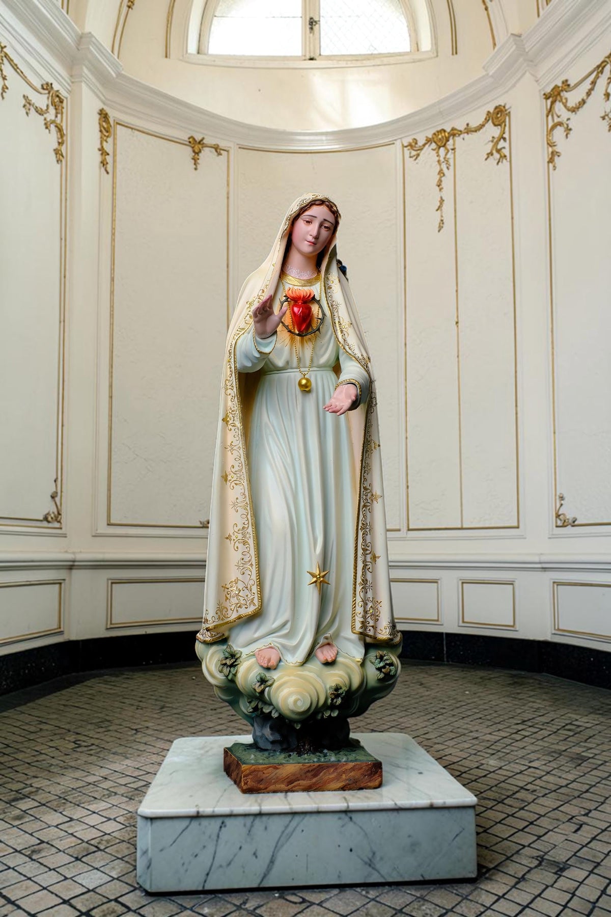 Our Lady of Fatima Statue 40cm, Fatima Queen Catholic Statue, Virgin Mary Statue, Hand Painted Marian Decor, Catholic Gift, Home Altar
