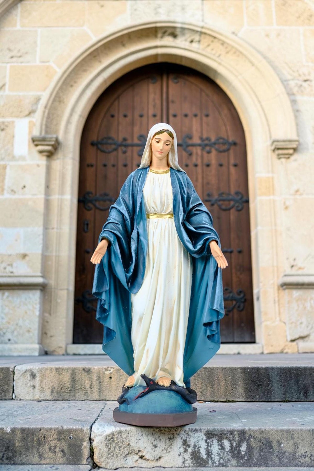 Hand-Painted Our Lady of Grace Statue, 25cm Marian Figurine, Catholic Home Altar Decor
