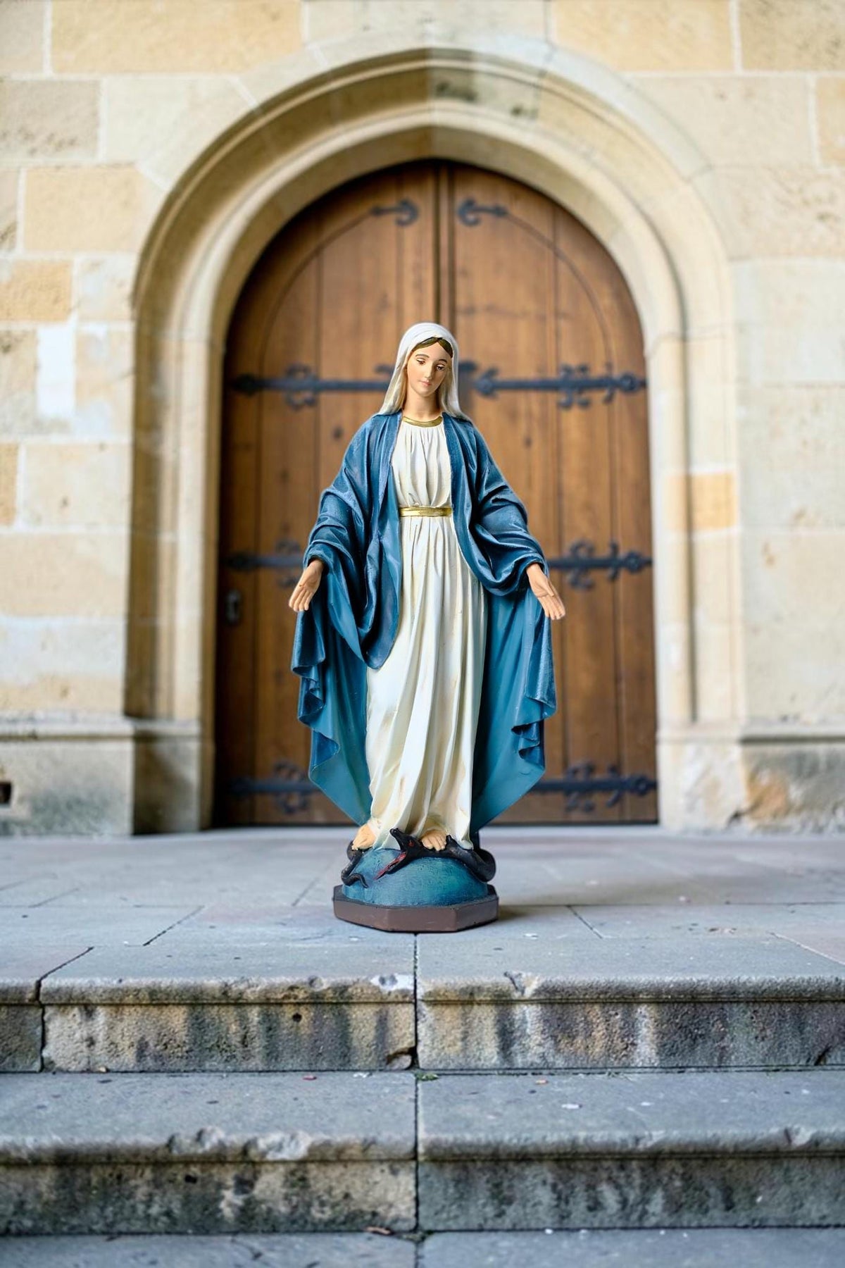 Hand-Painted Our Lady of Grace Statue, 25cm Marian Figurine, Catholic Home Altar Decor