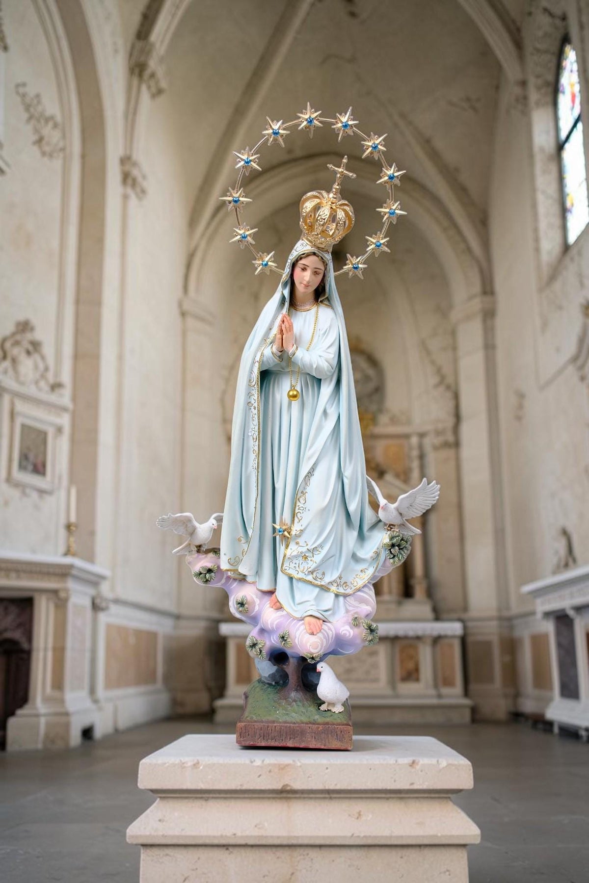 Hand-Painted Our Lady of Peace Statue 40cm Marian Figurine with Doves, Gold Accents, Home Altar Decor __etsy:8630583803