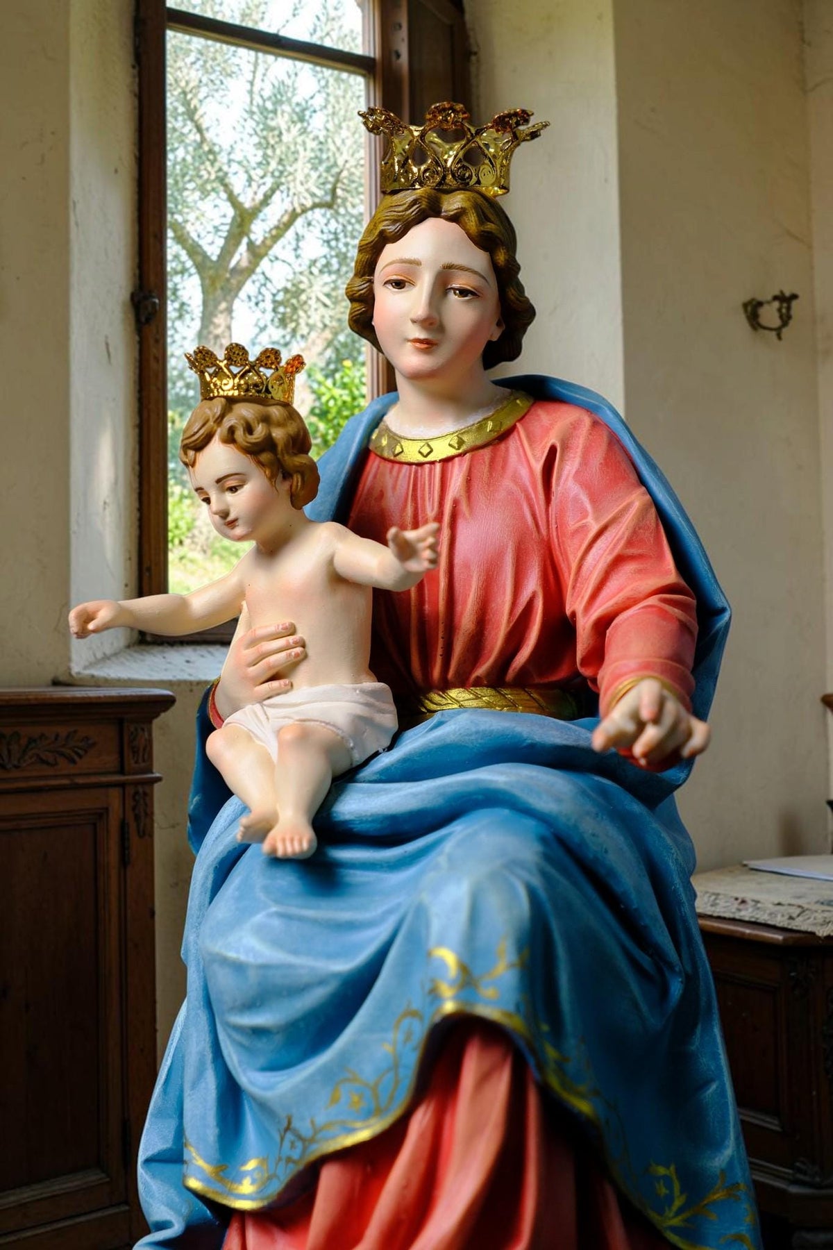 Our Lady of the Rosary Statue 30cm Crowned Virgin Mary with Child Jesus