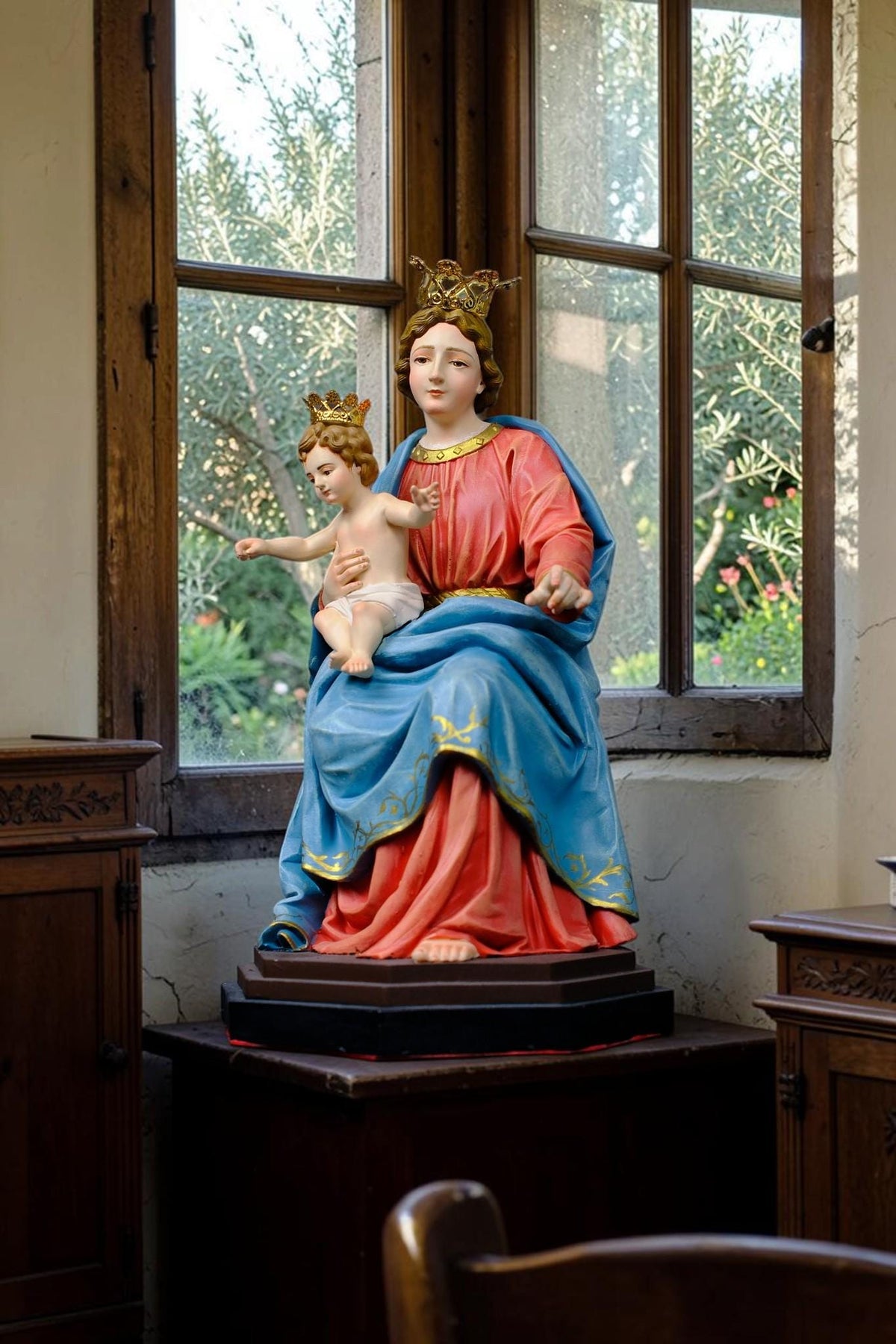 Our Lady of the Rosary Statue 30cm Crowned Virgin Mary with Child Jesus
