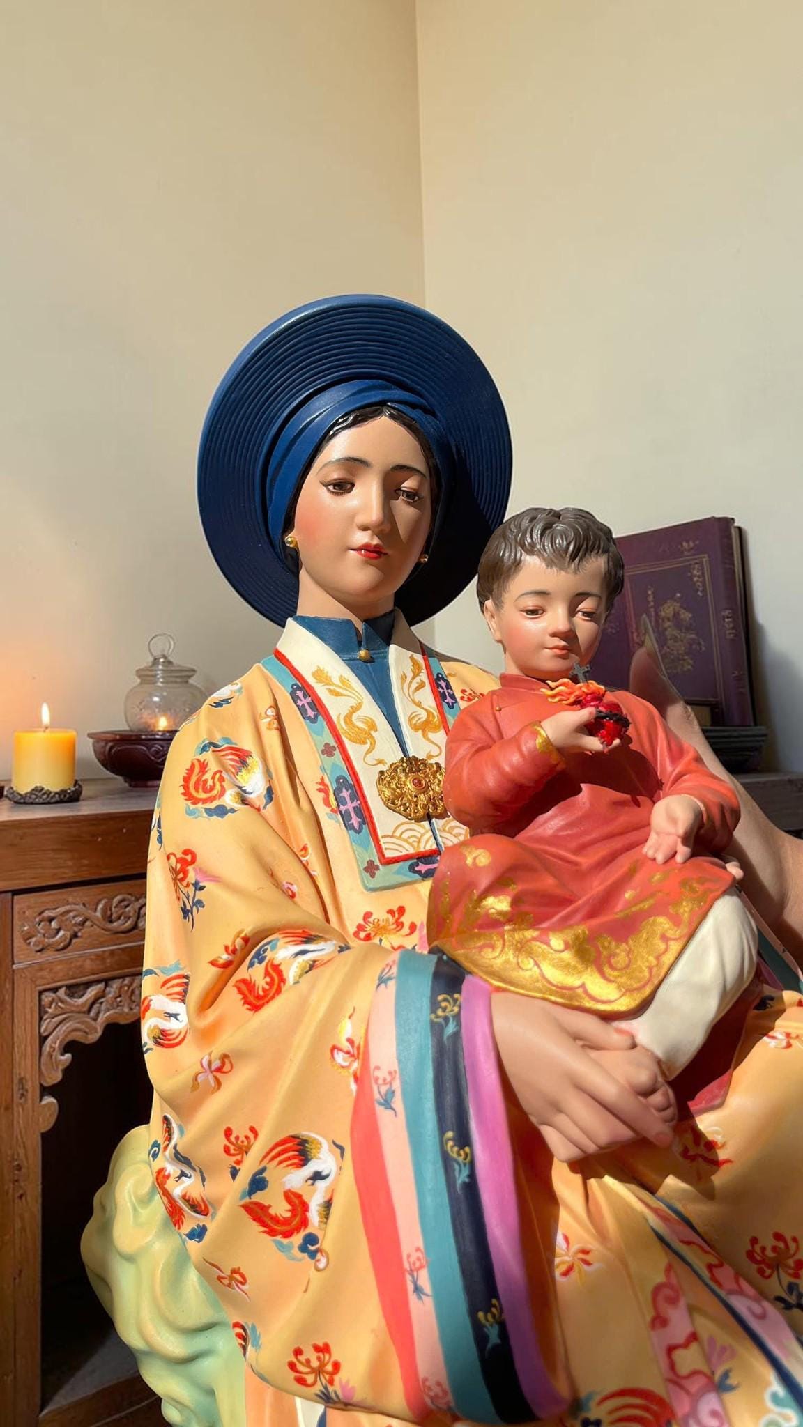 Handcrafted Vietnamese Virgin Mary Statue, Nguyen Dynasty Nhat Binh Robe, Catholic Art (60cm)