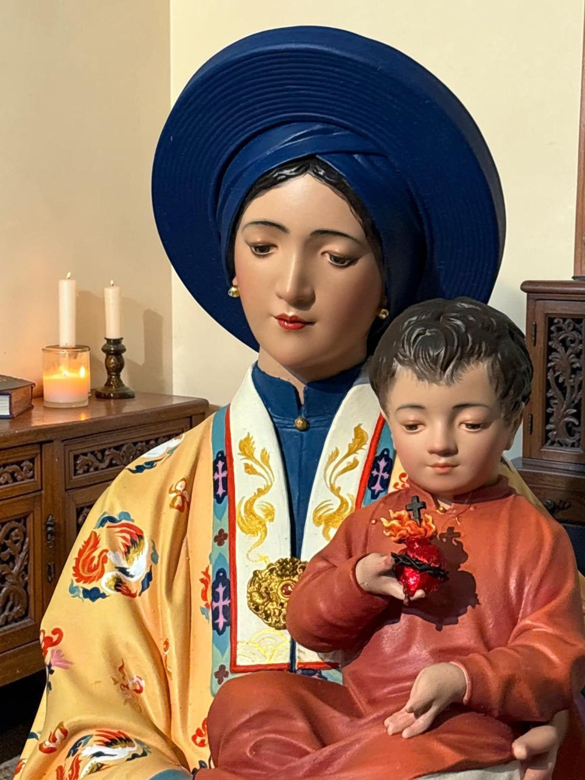 Handcrafted Vietnamese Virgin Mary Statue, Nguyen Dynasty Nhat Binh Robe, Catholic Art (60cm)