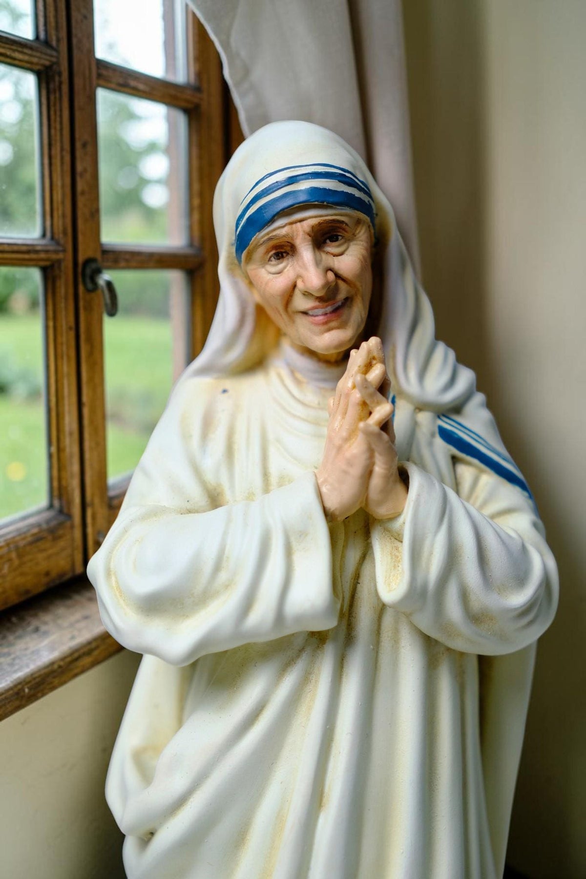 Saint Mother Teresa Statue 25cm Antique Catholic Stone Resin Religious Figurine