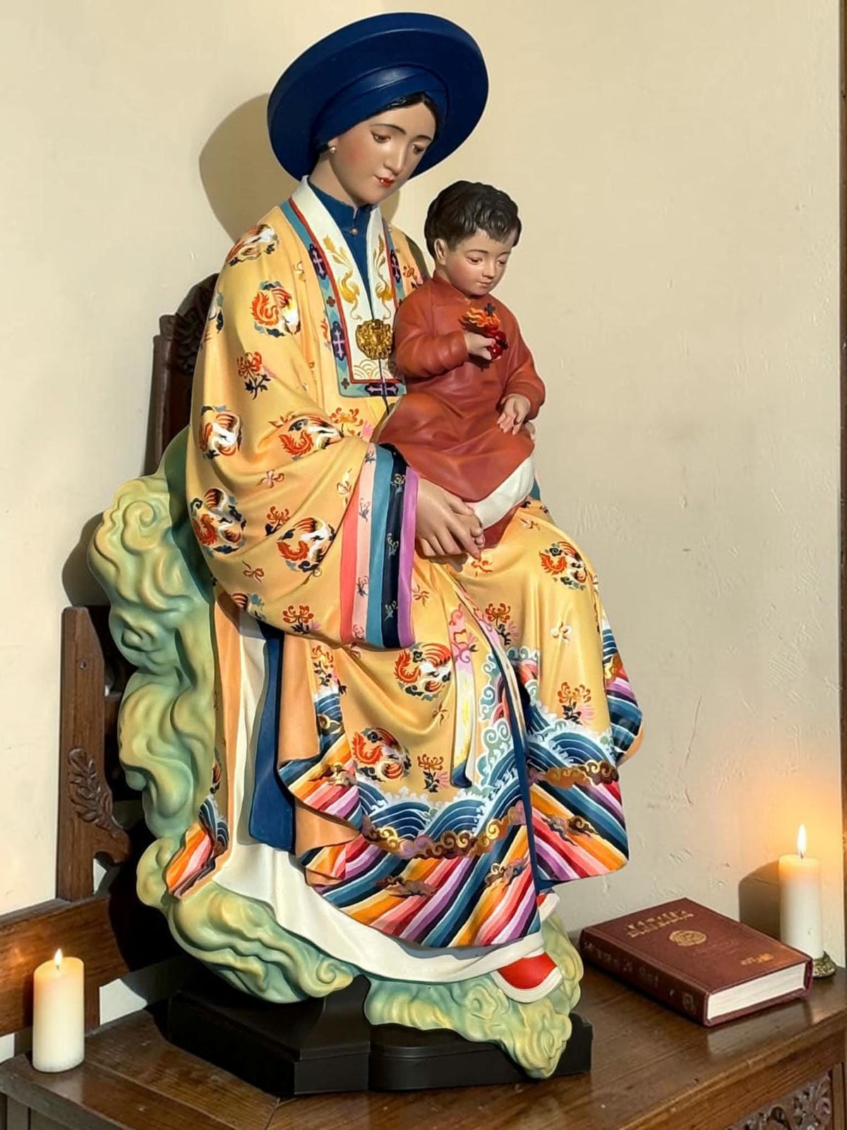 Handcrafted Vietnamese Virgin Mary Statue, Nguyen Dynasty Nhat Binh Robe, Catholic Art (60cm)