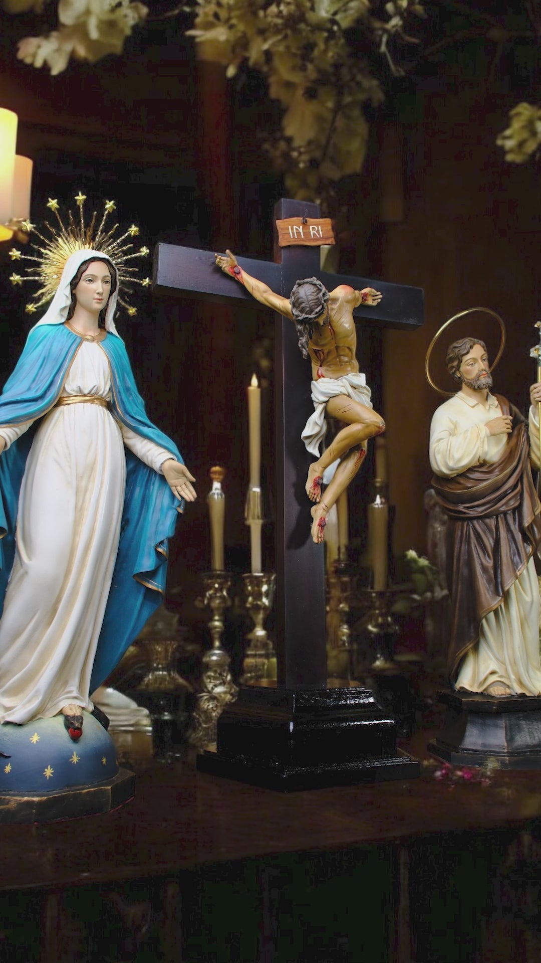 Hand-Painted Jesus Crucifix Statue with Base, Stone Resin, 45/55 cm